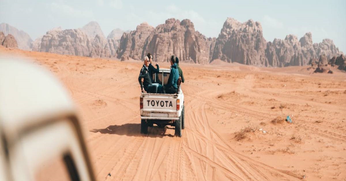Foto di  Wadi Rum a cavallo